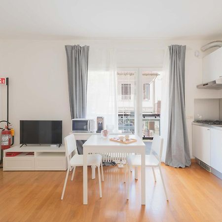 רומא Loverhome Apartment 3 מראה חיצוני תמונה