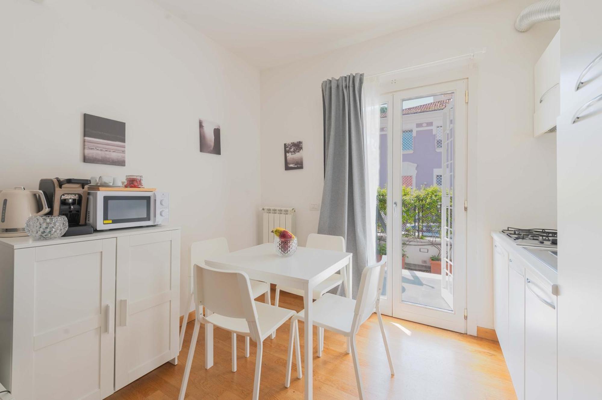 רומא Loverhome Apartment 3 מראה חיצוני תמונה